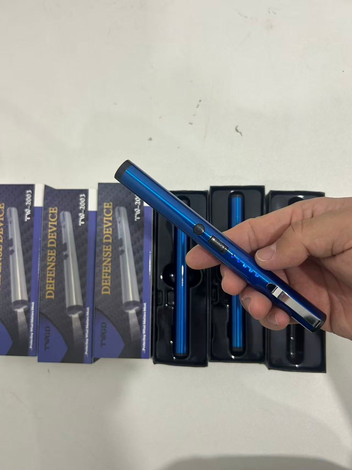 Buy 5 get 2 free！Rechargeable Stun Gun Flashlight, Portable Self Defense Weapon for Daily Carry