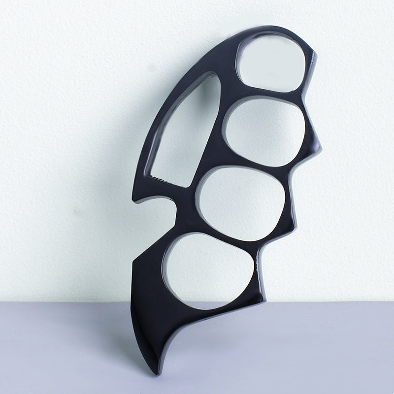 Zinc alloy self-defense supplies, protective wristbands, car window breakers, metal gloves